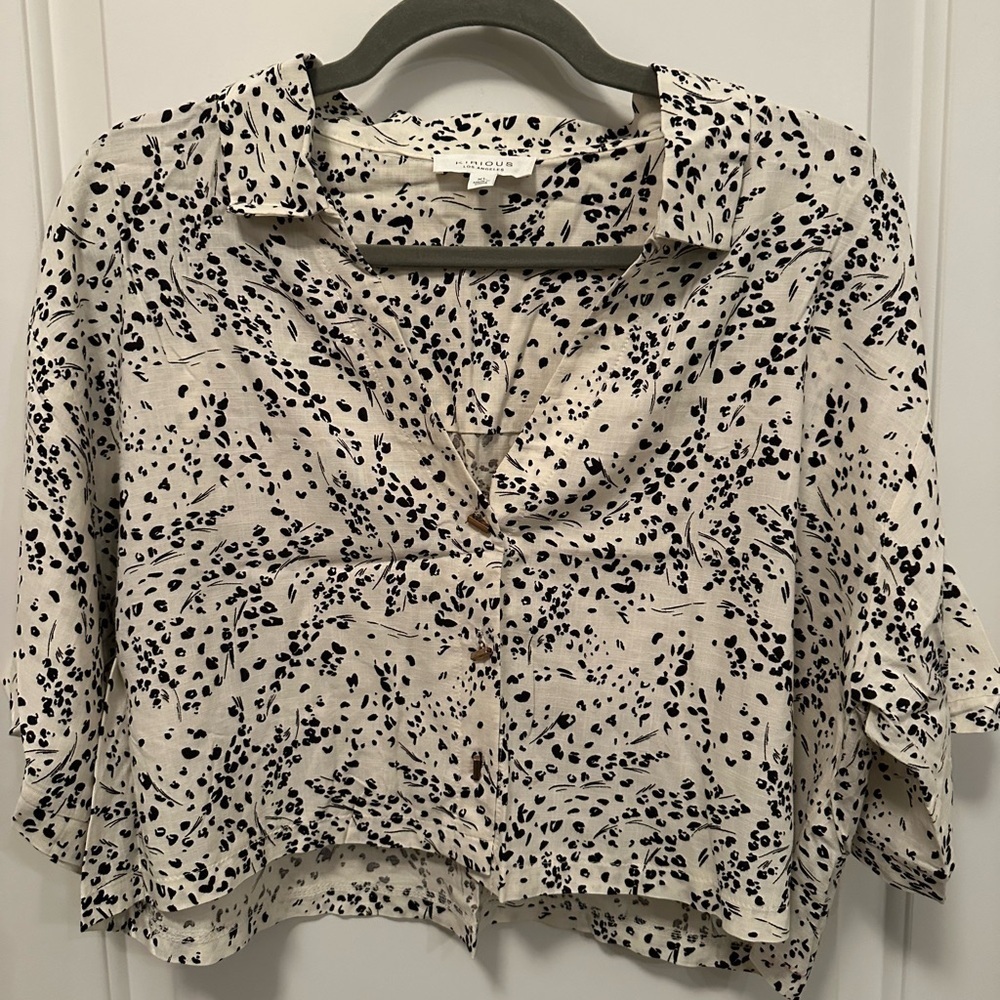 Kirious Crop Top